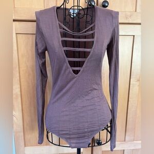 Bozzolo Mauve-Brown Long Sleeve Strappy V-Neck Bodysuit